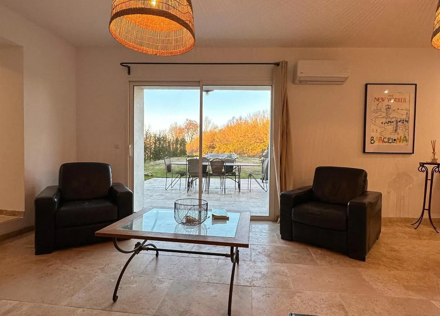 Holiday home Maison : L'Appart Des Anges 10 Personnes Althen-des-Paluds France