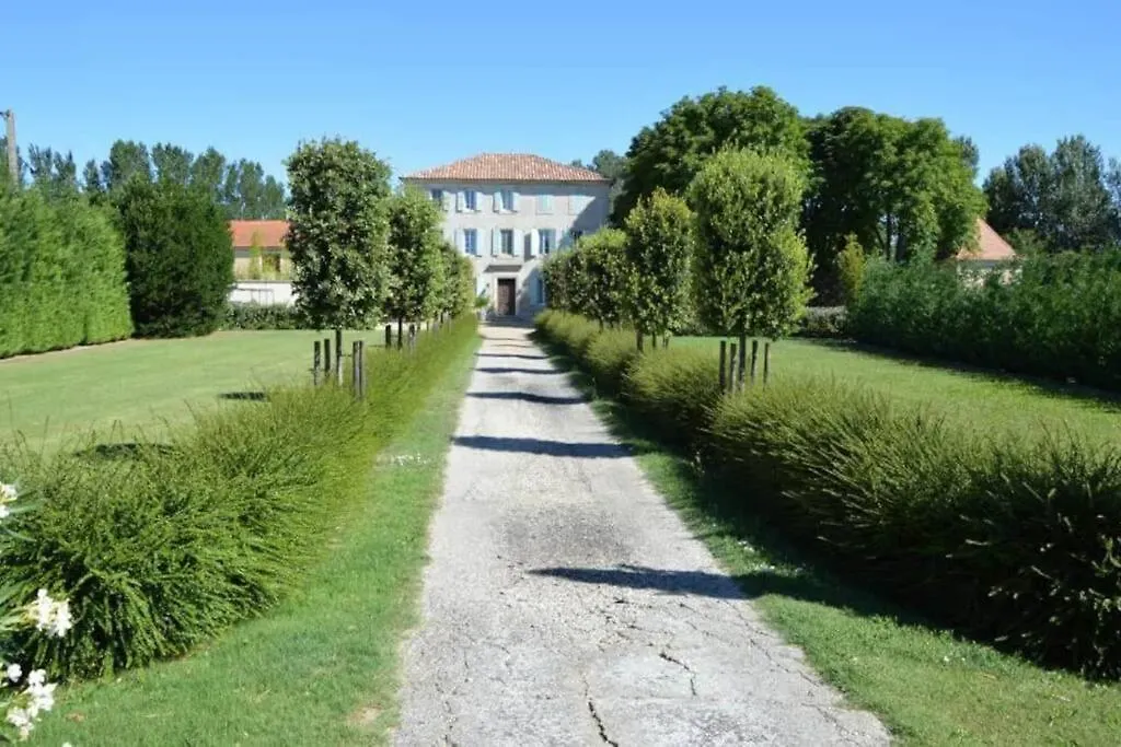 Maison : L'Appart Des Anges 10 Personnes Althen-des-Paluds